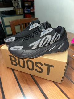 Adidas yeezy discount 700 black