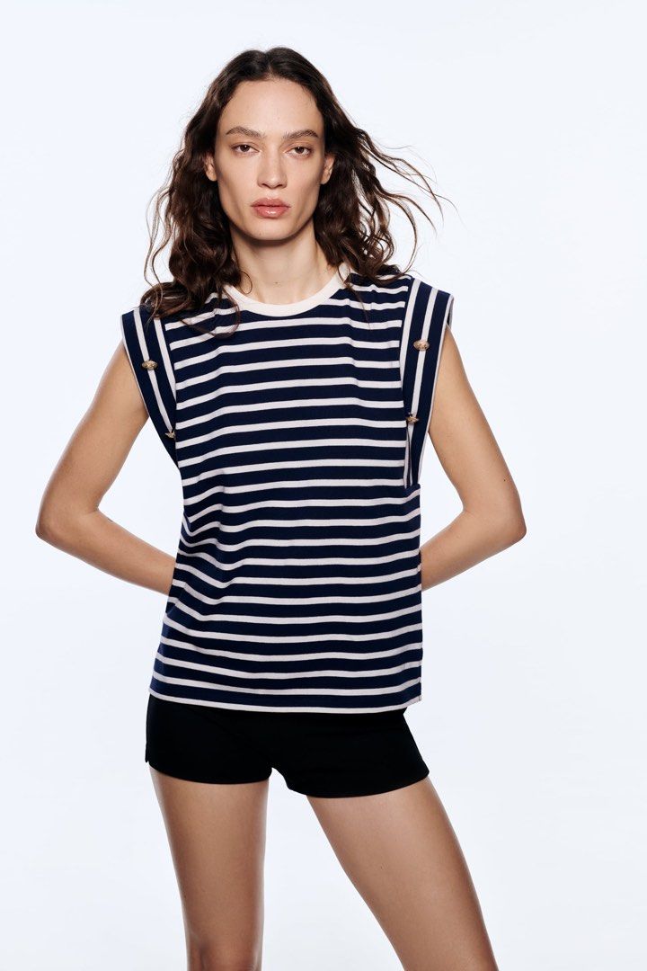 Zara Striped Buttoned Top (Category: Blouses) located in San Fernando. Submitted by mystuff4less (Listing ID 1267943367, Image 1). Description: Authentic Zara Striped Buttoned Top Size: Medium (US) Used only once Bought at Zara for 1495.