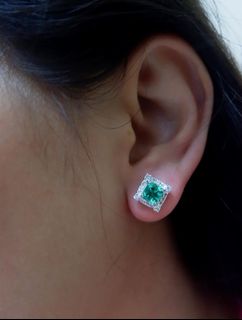 (Category: ) located in . Submitted by burmalocalstory_jewelry (Listing ID 1268253019, Image 1). Description: .