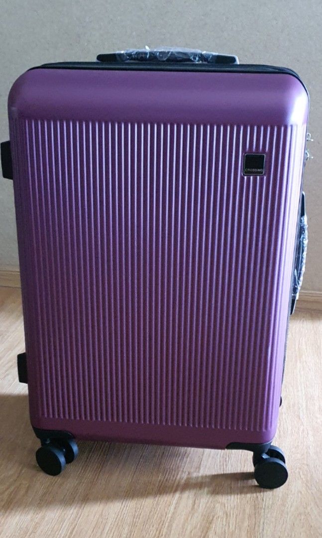 Crossing luggage clearance