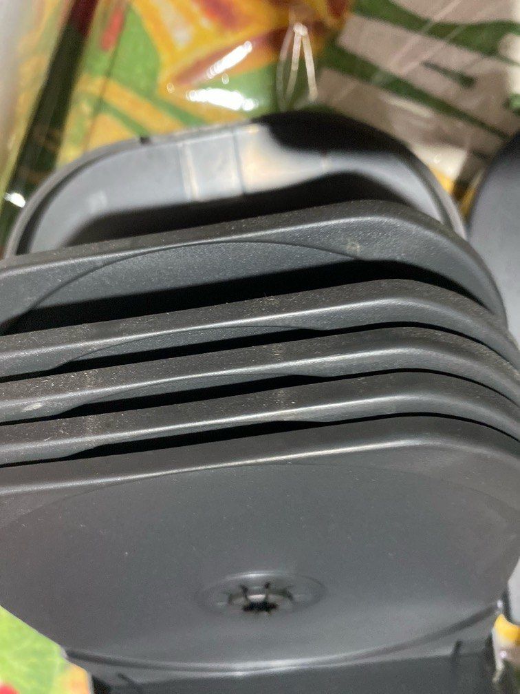 5 pcs Portable CD Box (2 pcs) (Category: Portable Audio Accessories) located in Quezon City. Submitted by declutteringqueen22 (Listing ID 1268220667, Image 2). Description: 2 pcs 5 pcs portable CD box .