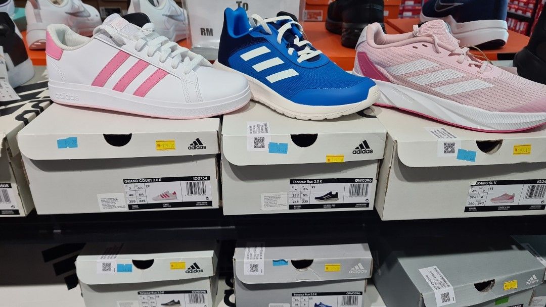 Buy sneakers shop