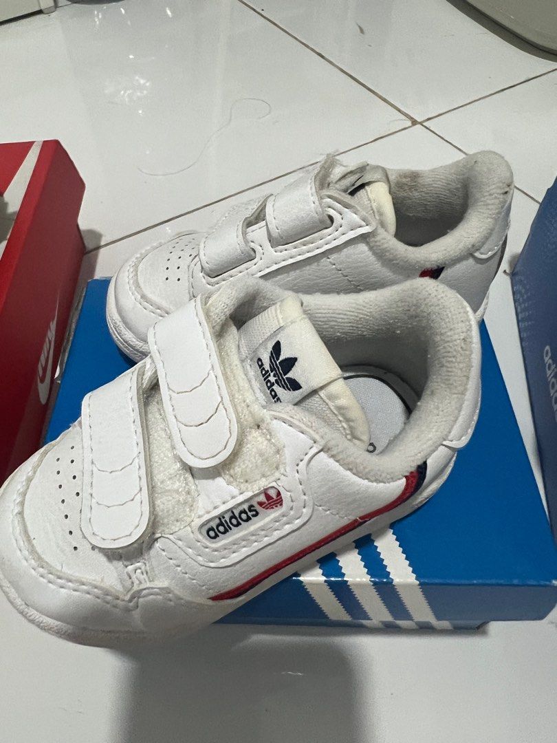 Kids adidas continental on sale