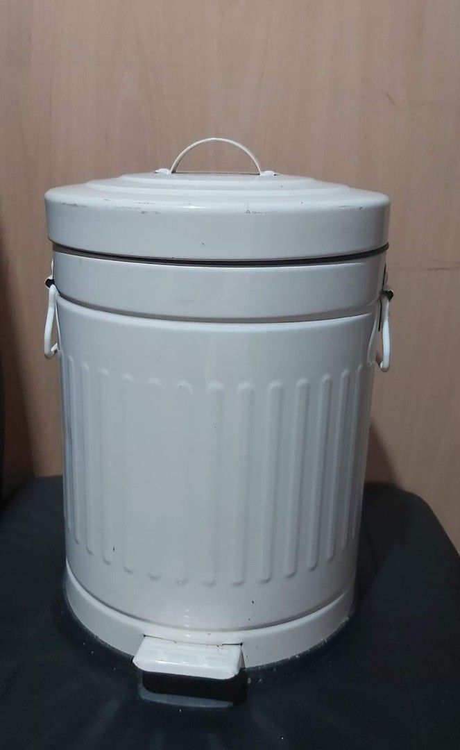 Aesthetic trash can, Furniture & Home Living, Cleaning & Homecare ...