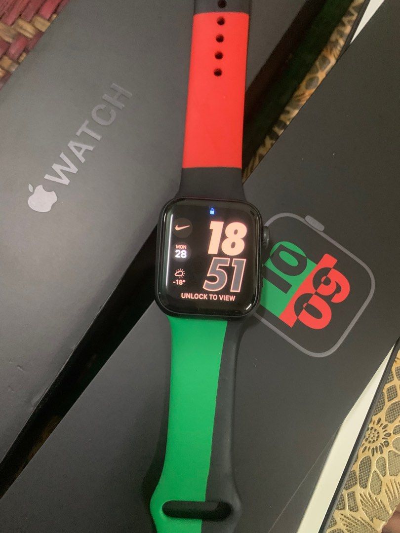 Iwatch deals 6 black