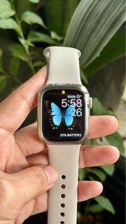 Apple Watch 8 series Starlight 41mm
