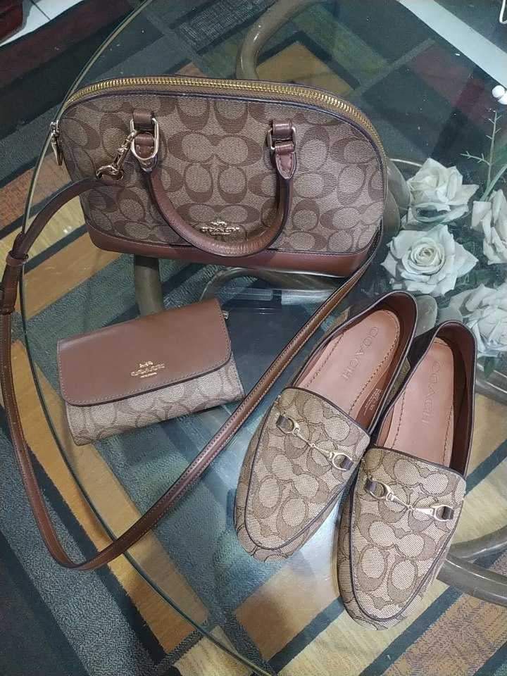 Coach purse and outlet shoes