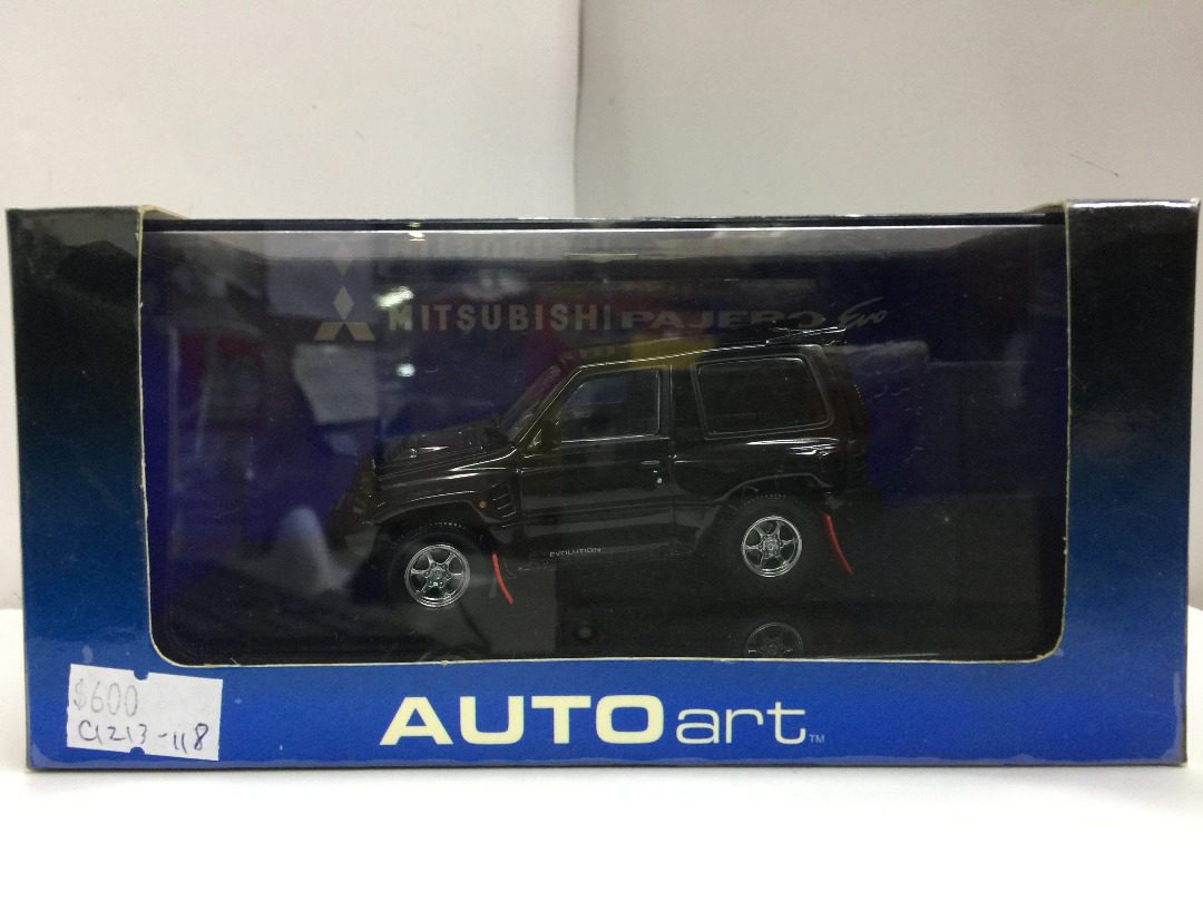 Pajero Autoart ミニカー
