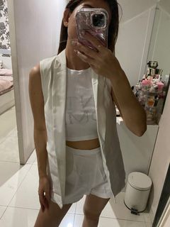 Back laces white vest