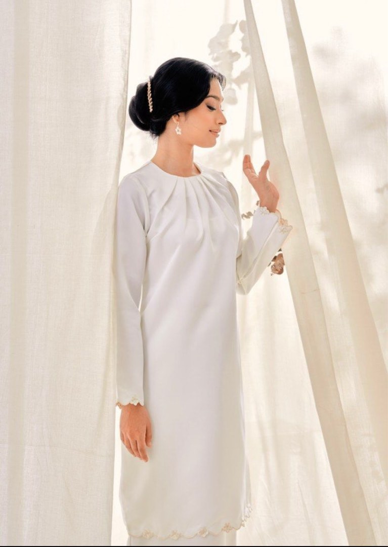 Baju Kurung Off White Sulam Nikah Tunang Womens Fashion Muslimah