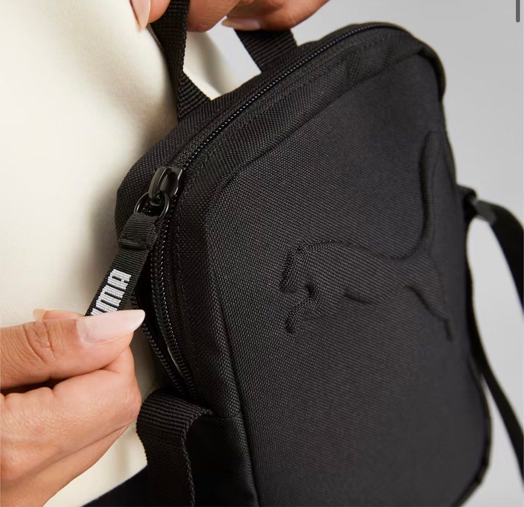 BNWT Puma Buzz Portable Festival Bag