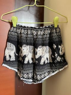 (Category: ) located in . Submitted by cinabonbon (Listing ID 1268156485, Image 1). Description: .