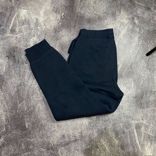 Celana Panjang Jogger Uniqlo Serpa