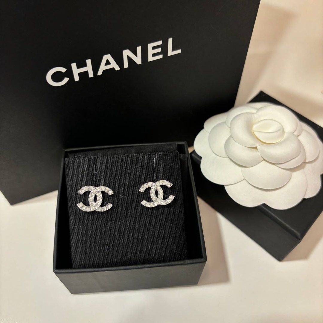 Chanel Earrings Women s Fashion Jewelry Organisers Earrings