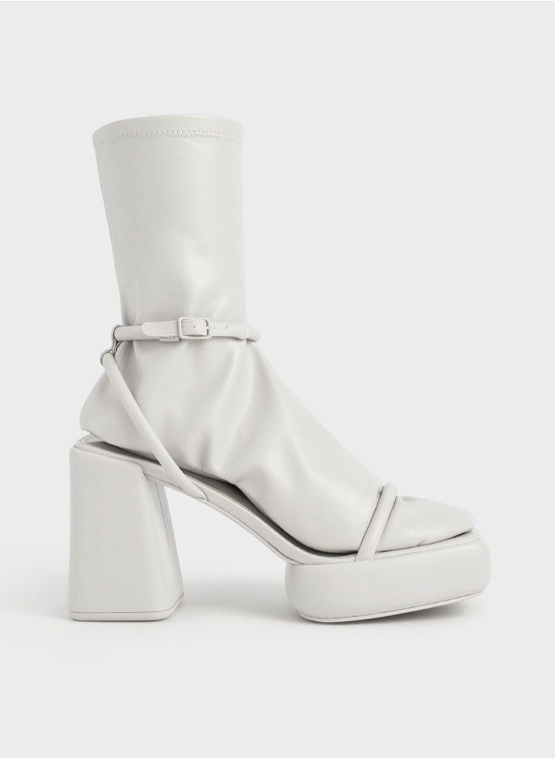 White sandal clearance boots