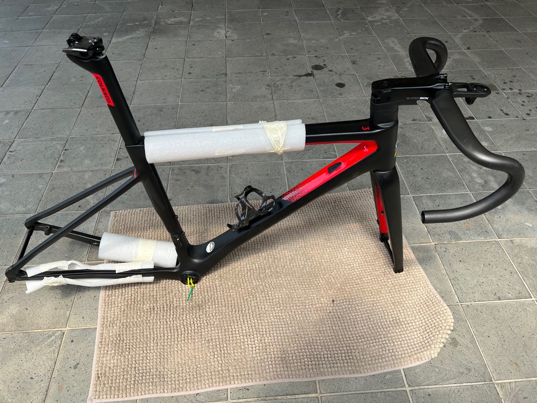 Colnago V3 size 45 with superbox stem HB41 handlebar Sports