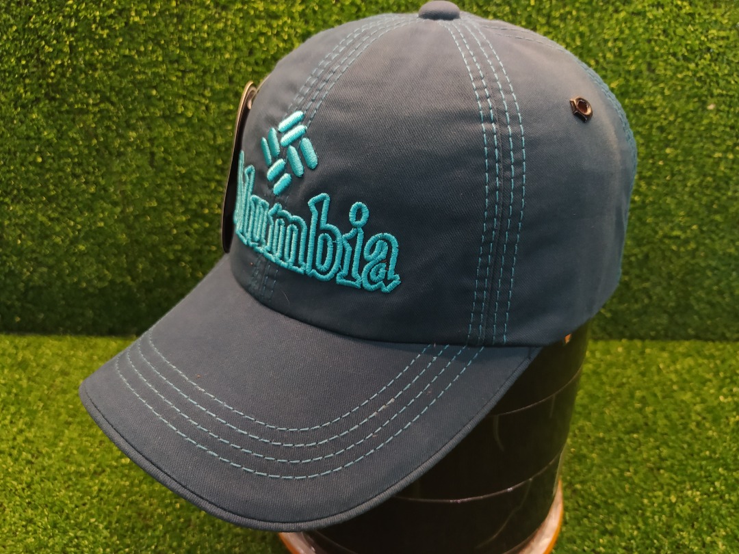 Light blue shop columbia hat