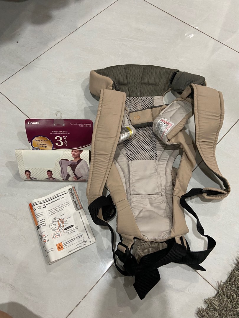 Combi Baby Soft Carrier, Babies & Kids, Going Out, Carriers & Slings on