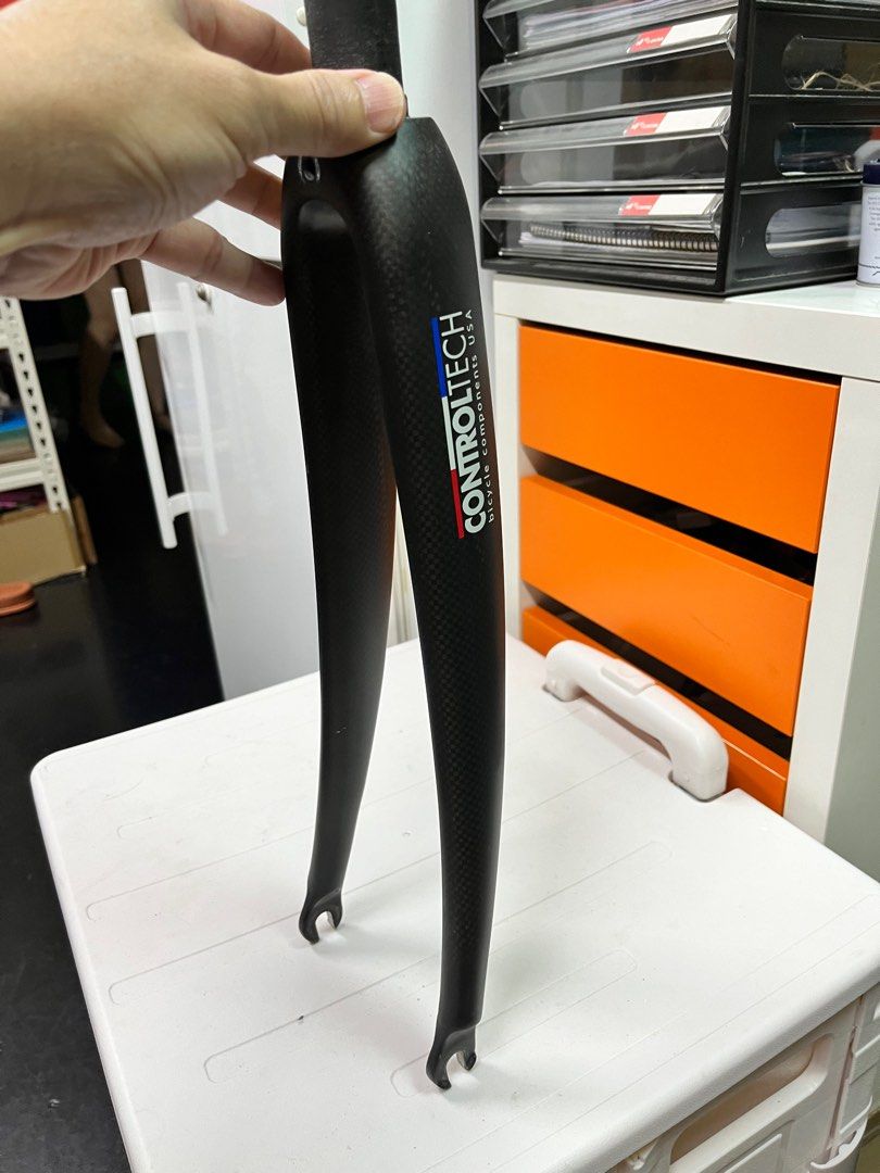 Controltech rigid fork outlet