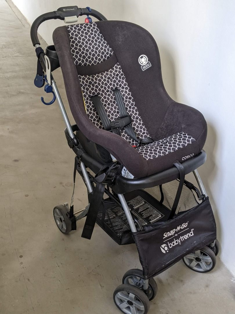 Cosco Scenera Next + BabyTrend Car Seat + Stroller Base, Babies & Kids