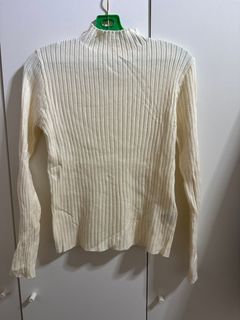 (Category: ) located in . Submitted by adieuclothes (Listing ID 1268284018, Image 1). Description: .