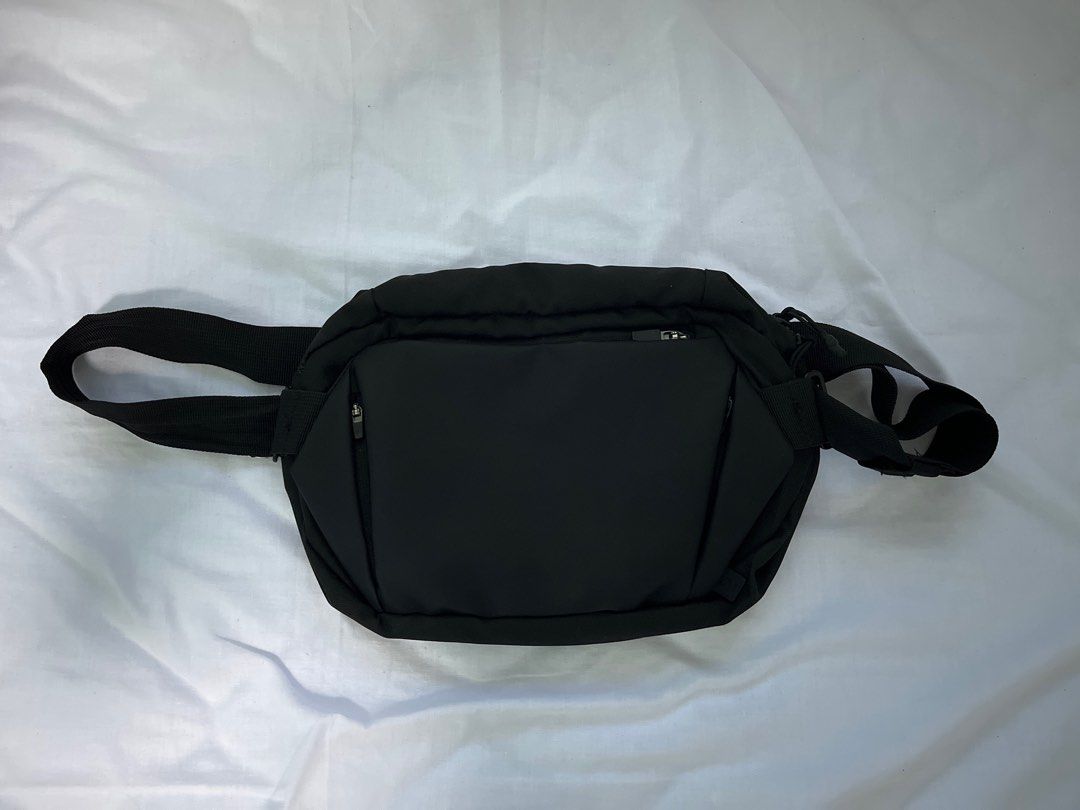 Decathlon messenger 2025 bag