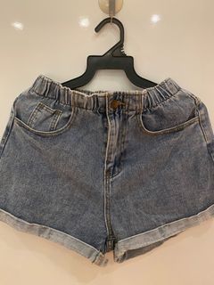 (Category: ) located in . Submitted by charmsi (Listing ID 1268281534, Image 1). Description: .