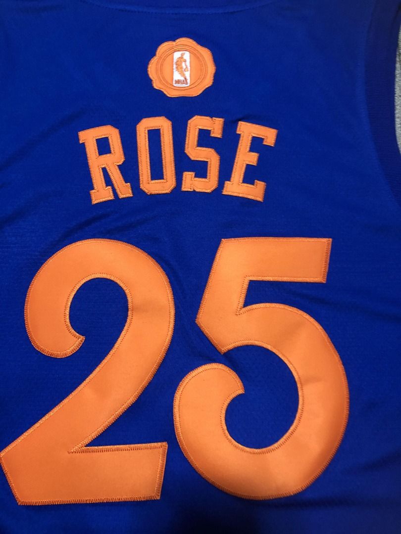 Derrick rose deals christmas jersey 2016
