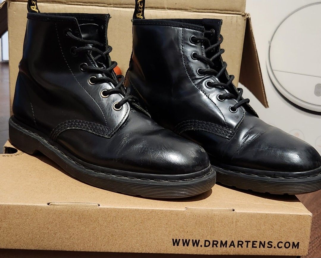 Dr martens 6 eyelet sales