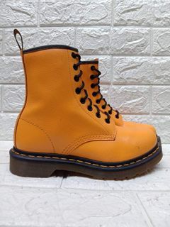 Dr Martens 11821