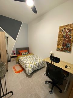 Farrer Park Mrt- Kerrisdale Condo: Newly furnished common room for 01 pax