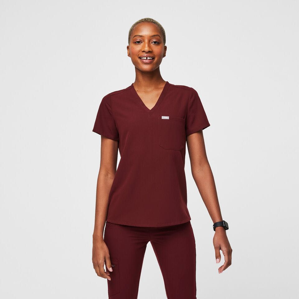 Figs Scrubs in Burgundy, Women's Fashion, Activewear on Carousell
