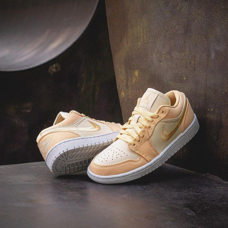 Jordans sales womens sale