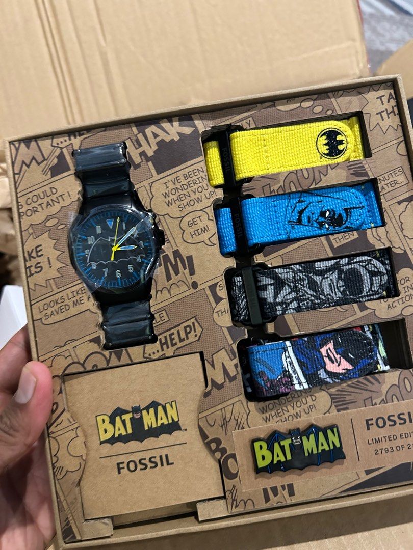 FOSSIL BATMAN, Men's Fashion, Watches & Accessories, Watches on Carousell