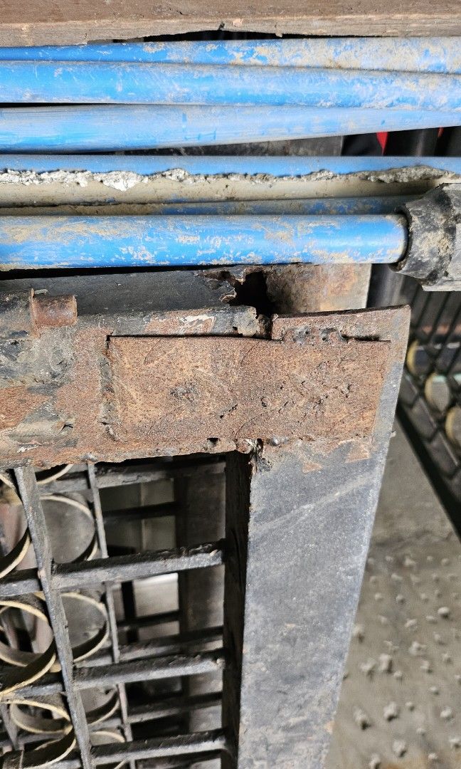 Gate for sale (Category: Locks, Doors & Gates) located in Mandaluyong City. Submitted by ssj15 (Listing ID 1268185229, Image 3). Description: gate for sale 4pcs 41"x83" gate panels (right side) 1pc 126"x 80" (left side) one panel has some damage at the corner; other panels are still in good condition location: mandaluyong city for negotiations, personal inspection of the items is recommended. kindly send me a message to schedule your visit..