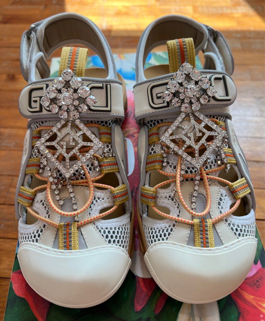 Gucci sandals sizing deals