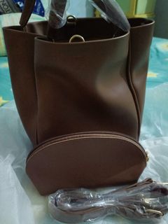 (Kategori: ) berada di . Dikirim oleh gelinefransevan (ID iklan 1268305396, Gambar 1). Deskripsi: .