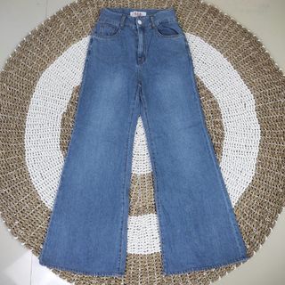 (Kategori: ) berada di . Dikirim oleh pantstuff (ID iklan 1268236669, Gambar 1). Deskripsi: .