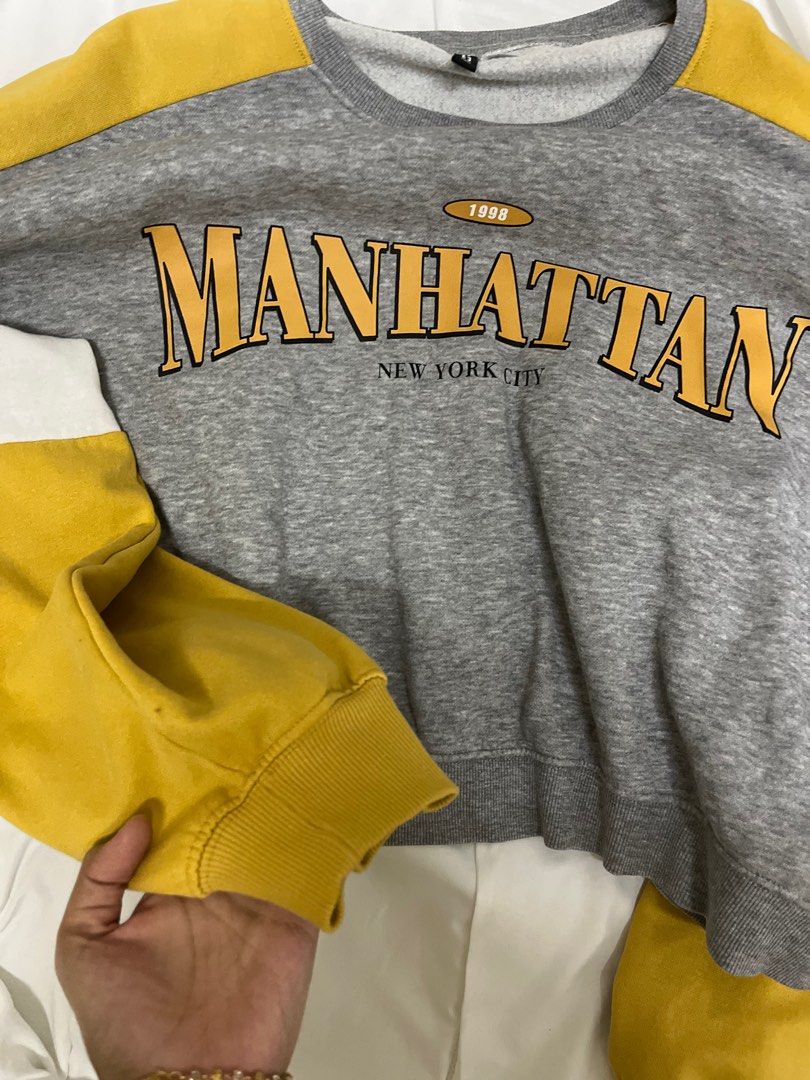 H&m outlet manhattan sweatshirt