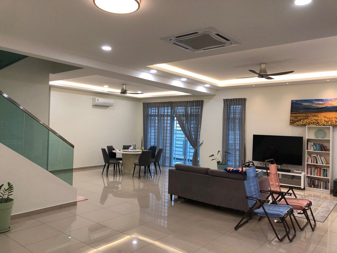 House for Sales in Jb63226190146945114
