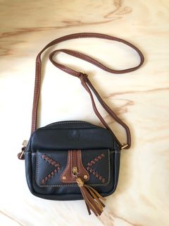 (Category: ) located in . Submitted by preloved_nvs (Listing ID 1268167394, Image 1). Description: .