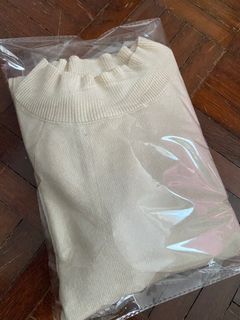 (Category: ) located in . Submitted by Preloved.bynami (Listing ID 1268158994, Image 1). Description: .