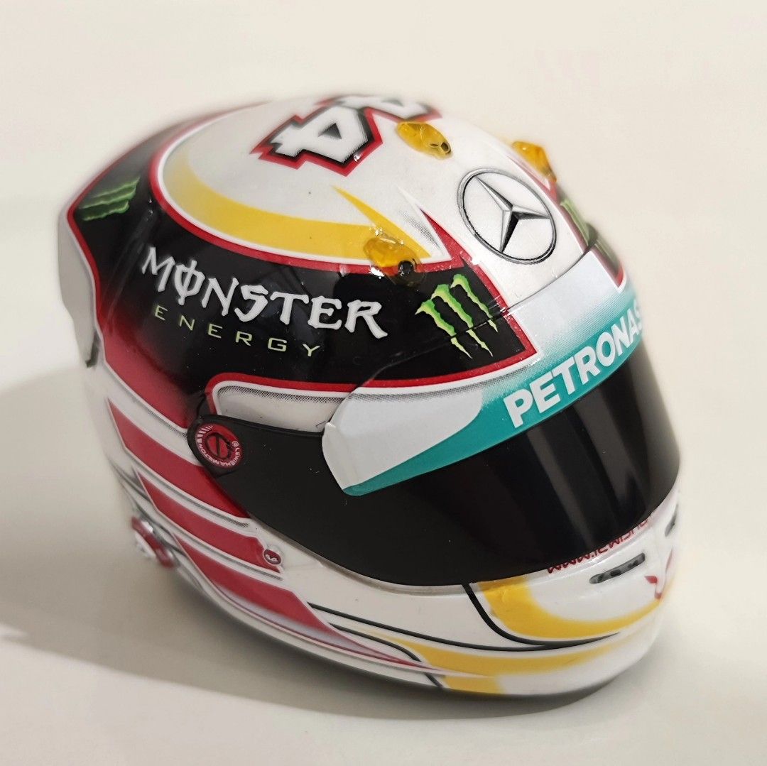 Lewis hamilton sale 2014 helmet