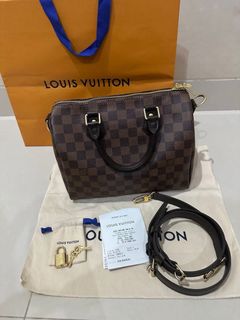 (Kategori: ) berada di . Dikirim oleh daauthentic (ID iklan 1268185106, Gambar 1). Deskripsi: .