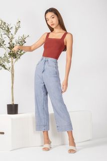(Category: ) located in . Submitted by wardrobesos (Listing ID 1268180398, Image 1). Description: .