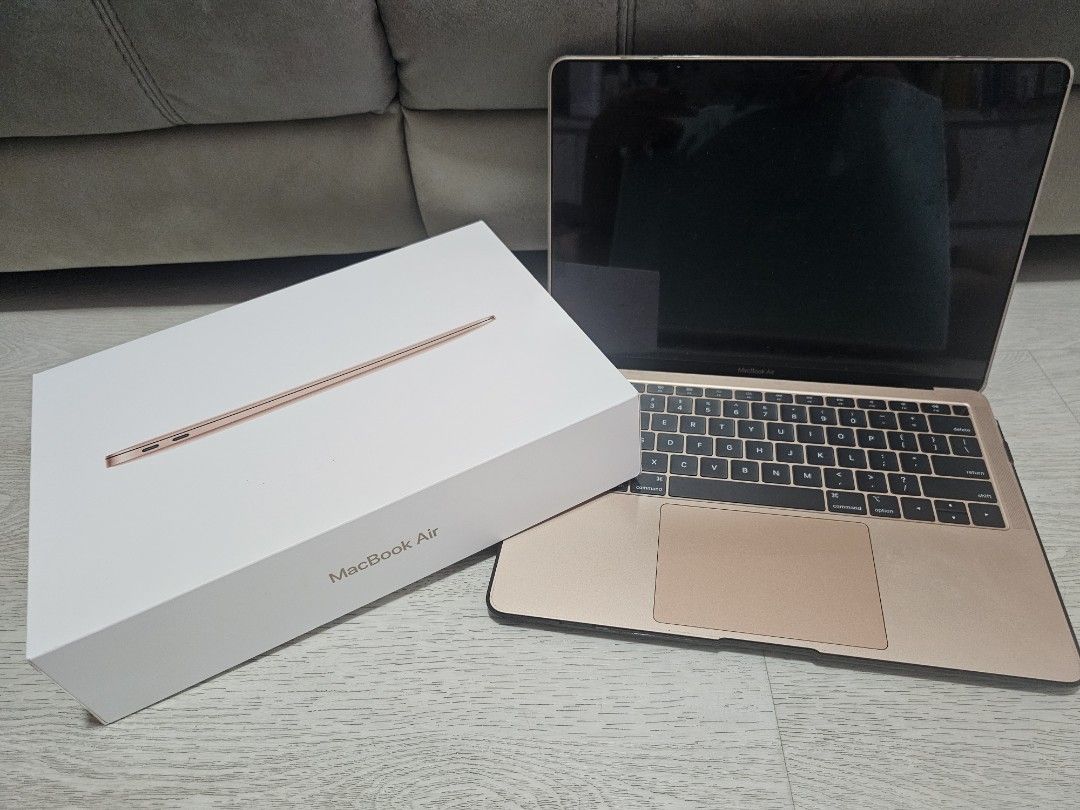 MacBook Air 13inch Gold A1932, Computers & Tech, Laptops & Notebooks
