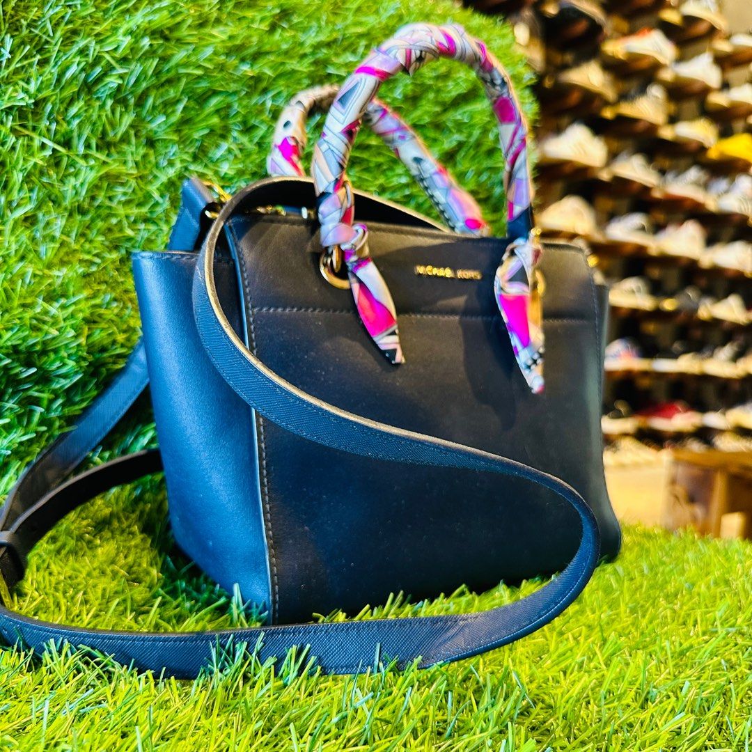 Michael kors shop multicolor handbag