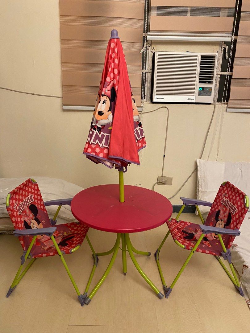 Minnie mouse deals patio set