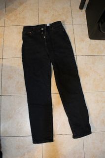 (Category: ) located in . Submitted by cheapfinds02 (Listing ID 1268195451, Image 1). Description: .