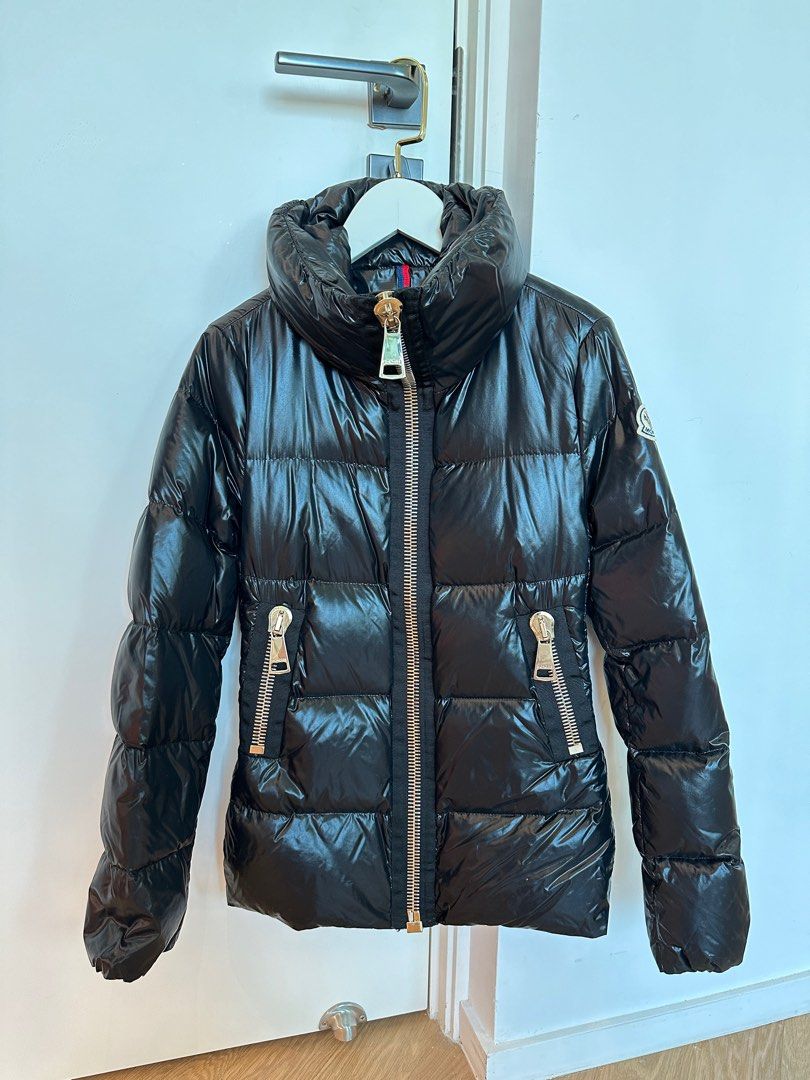 Moncler down jacket slim black woman Carousell